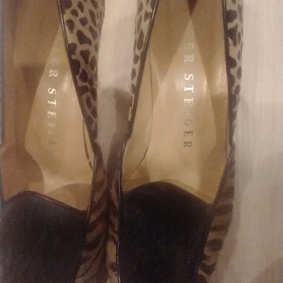 Animal  print high heeled pumps - Picture 2 of 9